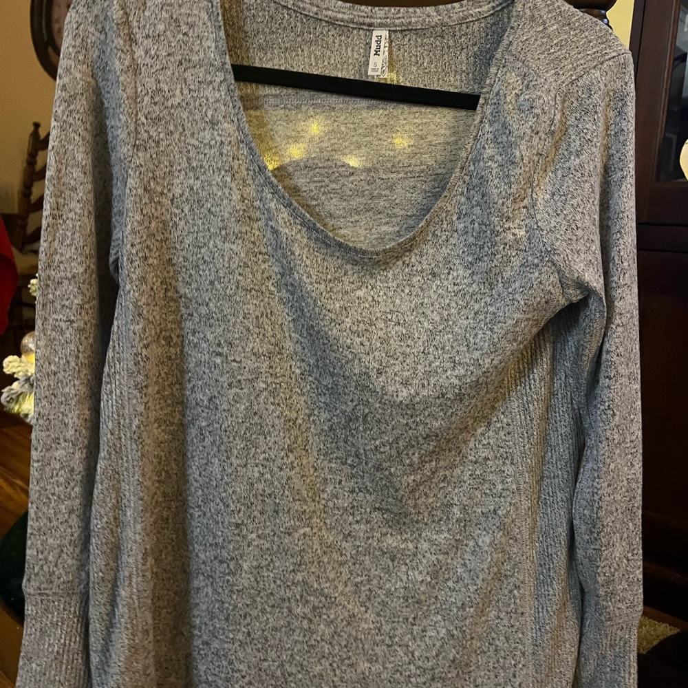 Mudd sweater.  Gray size small.